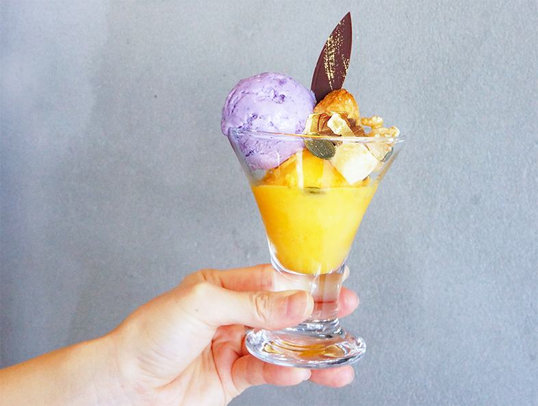 紫いもミニパフェ